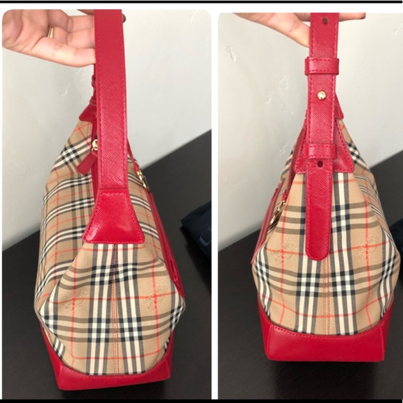 ❌SOLD❌ on my FB page “ Luxury Lovers” - Picture 7 of 8